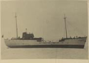 Comissão de Extinção das Instalações do Almirante Tenreiro. Álbuns da Brigada Naval, visita do Embaixador de Portugal à casa dos poveiros